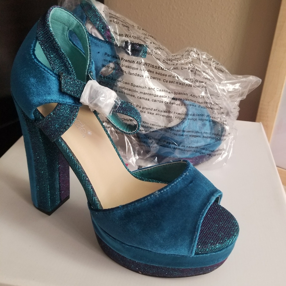 Justfab; shoedazzle platform heels